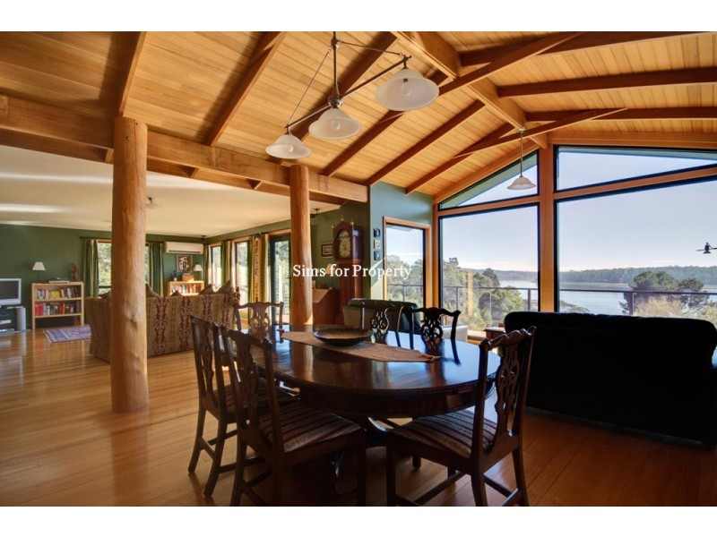 305 Rosevears Drive, Rosevears TAS 7277