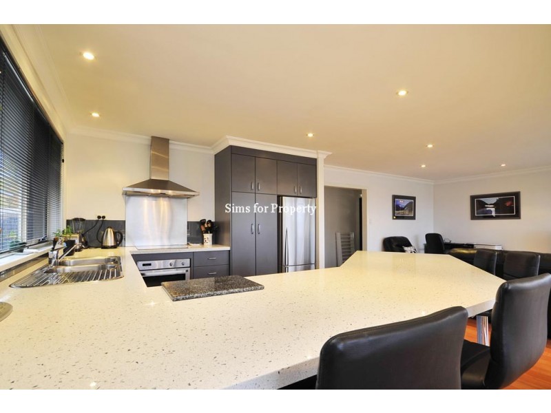 31 Hingston Crescent, Norwood TAS 7250