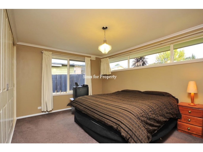 31 Hingston Crescent, Norwood TAS 7250