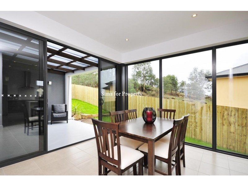 1/16 Jacqueline Place, Riverside TAS 7250