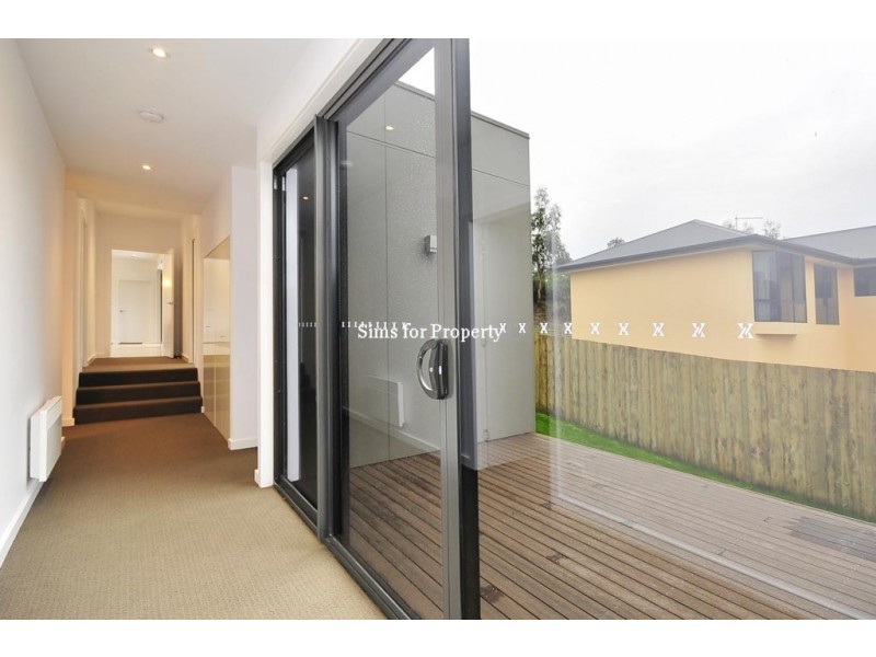 1/16 Jacqueline Place, Riverside TAS 7250