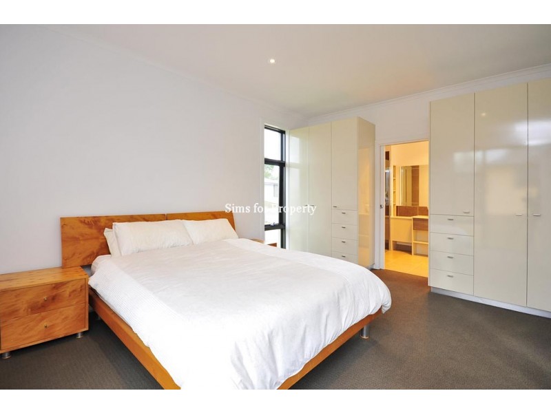 1/16 Jacqueline Place, Riverside TAS 7250