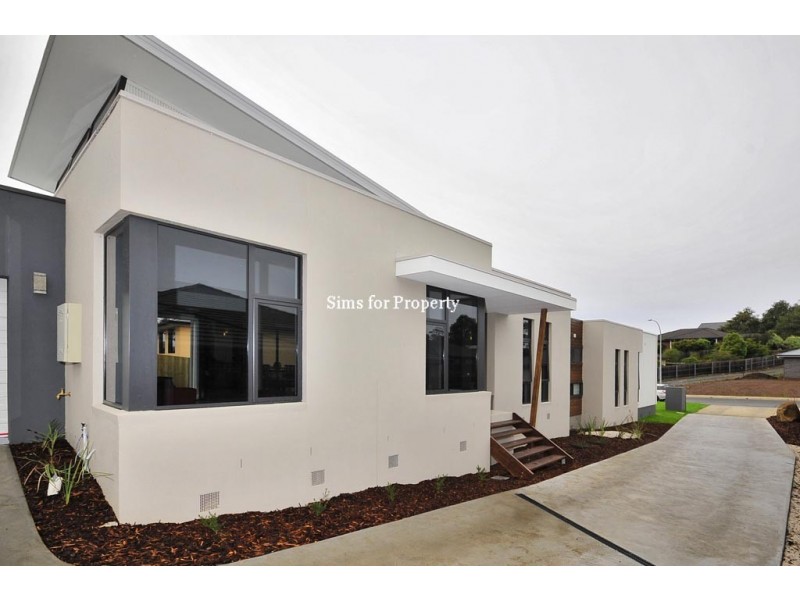 1/16 Jacqueline Place, Riverside TAS 7250