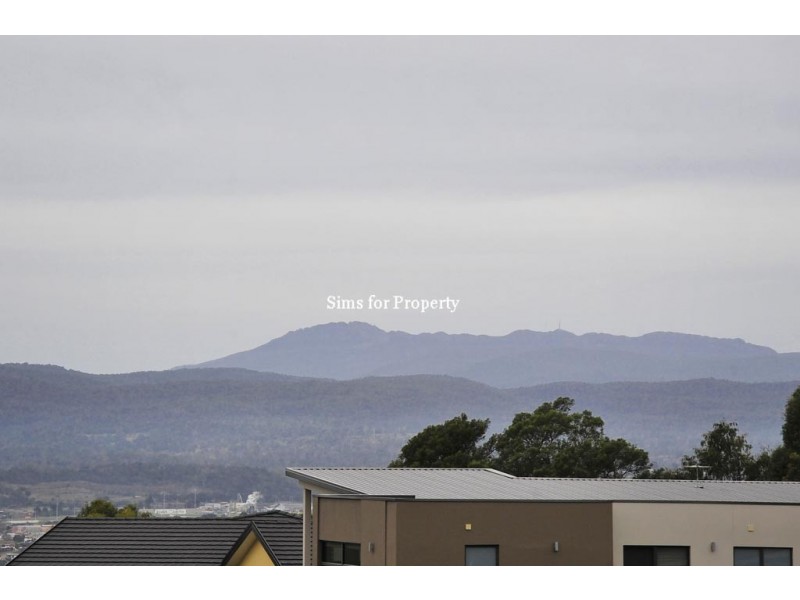 1/16 Jacqueline Place, Riverside TAS 7250