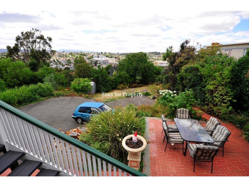 9 Hillside Crescent, West Launceston TAS 7250