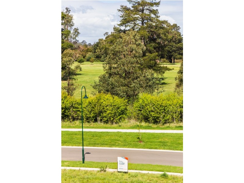 62 Parklands Parade, Newnham TAS 7248