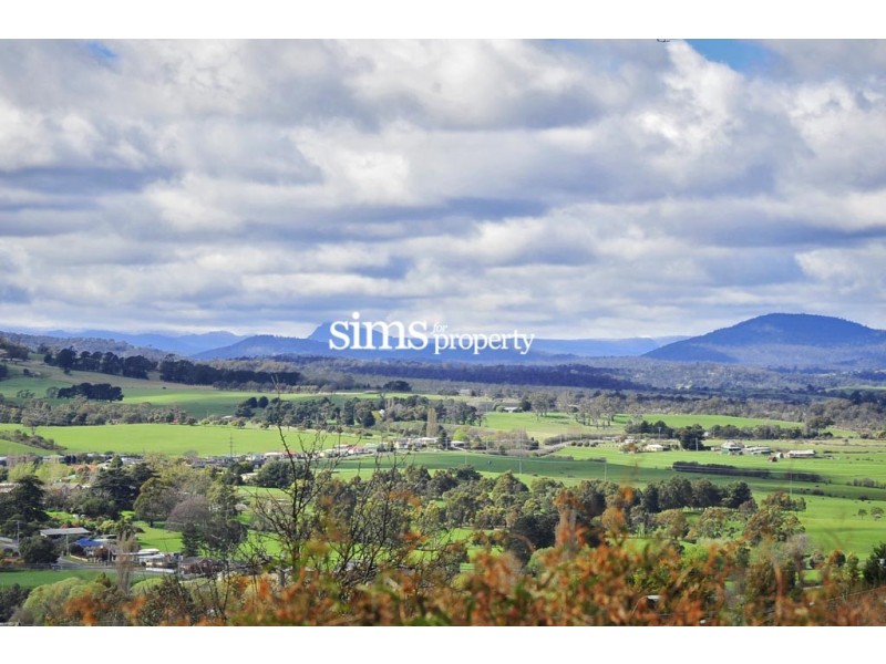 2/21 Montgomery Court, Norwood TAS 7250