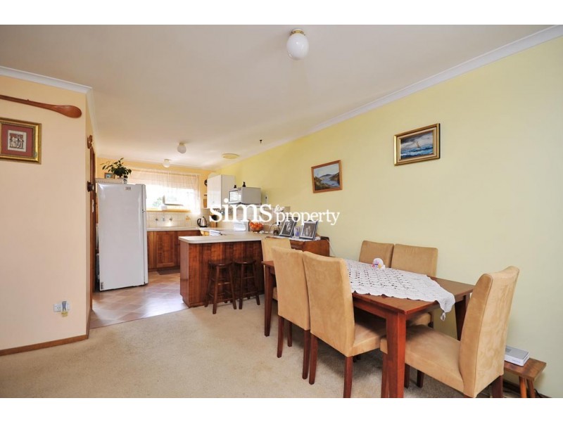 2/21 Montgomery Court, Norwood TAS 7250