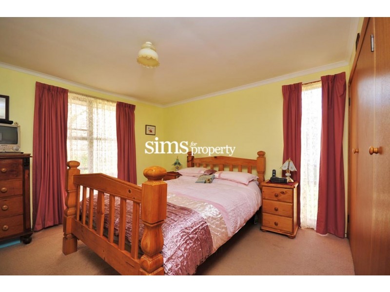 2/21 Montgomery Court, Norwood TAS 7250