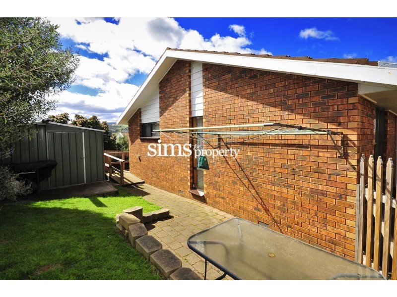 2/21 Montgomery Court, Norwood TAS 7250