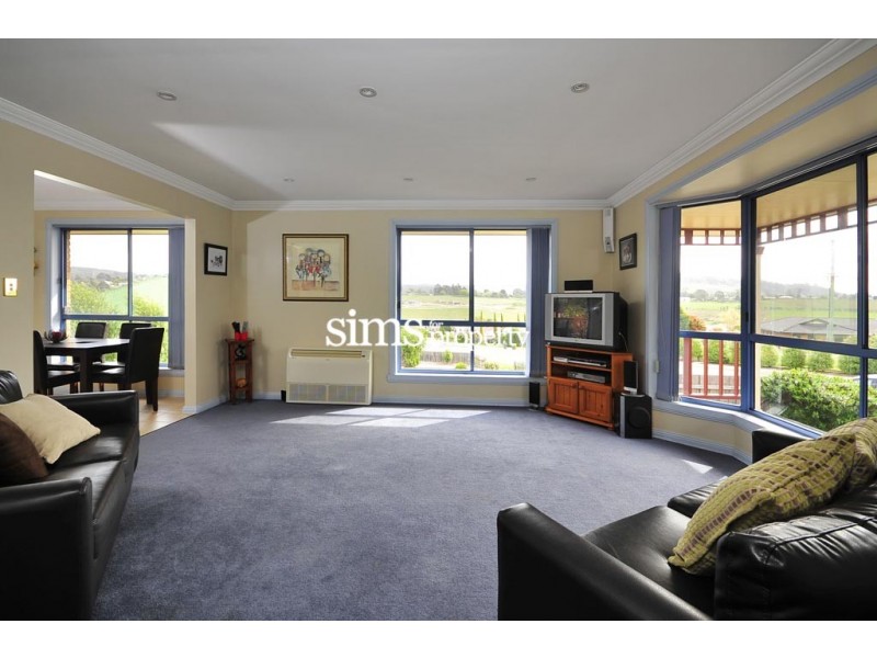 42 Freshwater Point Road, Legana TAS 7277