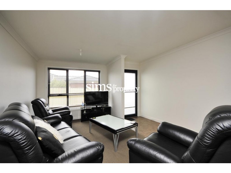 3/3 Phoebe Court, Riverside TAS 7250