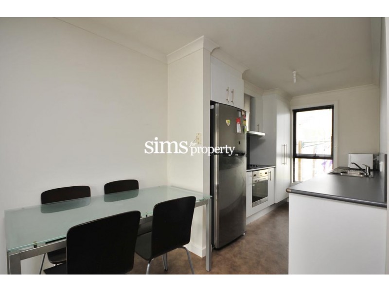 3/3 Phoebe Court, Riverside TAS 7250