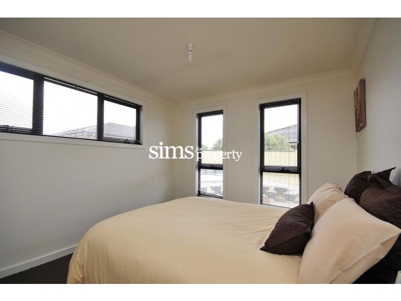 3/3 Phoebe Court, Riverside TAS 7250