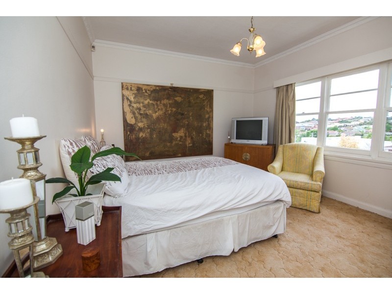 33 Robin Street, Newstead TAS 7250