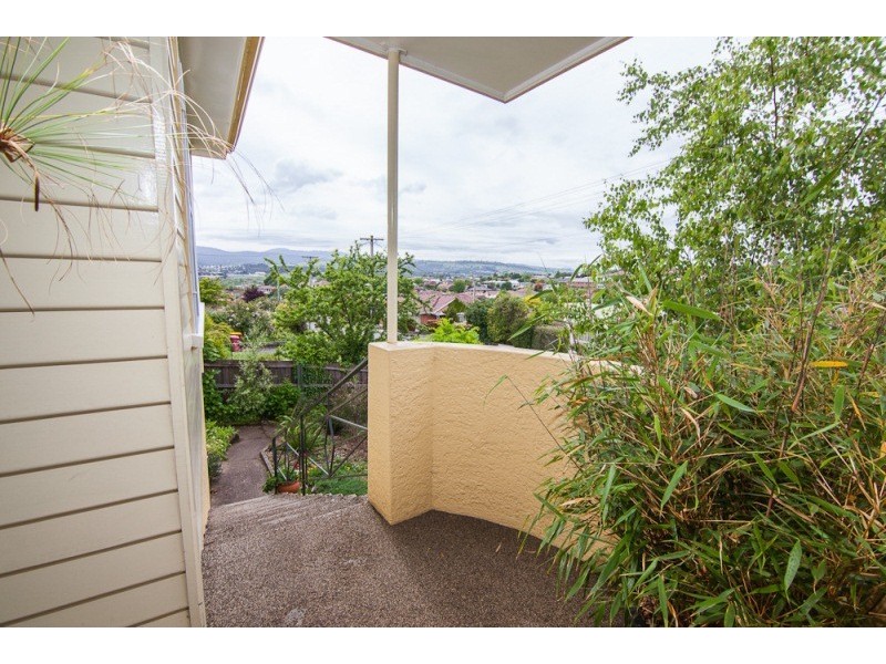 33 Robin Street, Newstead TAS 7250