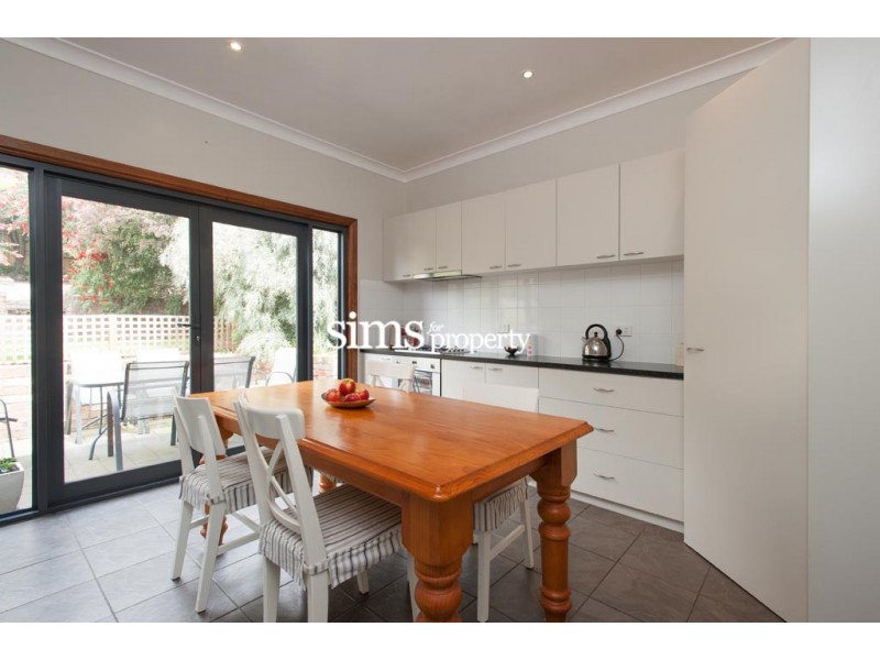 32 Racecourse Crescent, Launceston TAS 7250