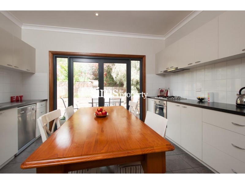 32 Racecourse Crescent, Launceston TAS 7250