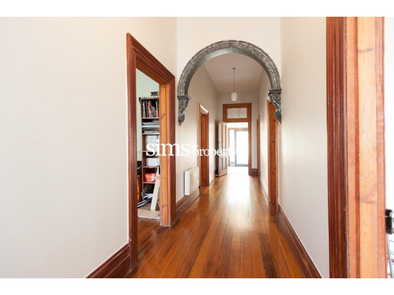 32 Racecourse Crescent, Launceston TAS 7250