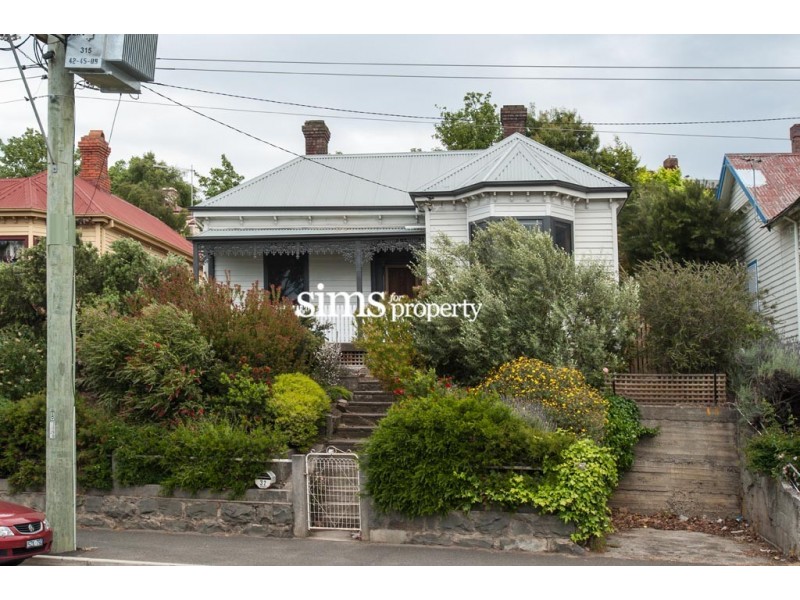 32 Racecourse Crescent, Launceston TAS 7250