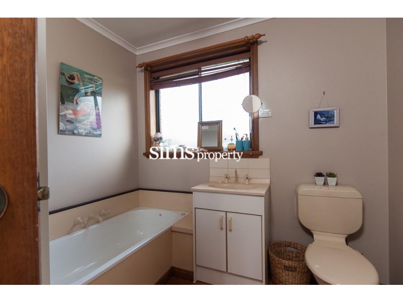 9 Sarah Court, Summerhill TAS 7250