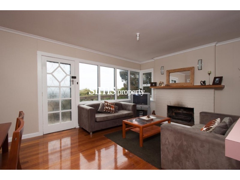 30 Beach Crescent, Greens Beach TAS 7270