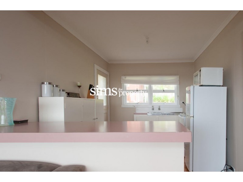 30 Beach Crescent, Greens Beach TAS 7270