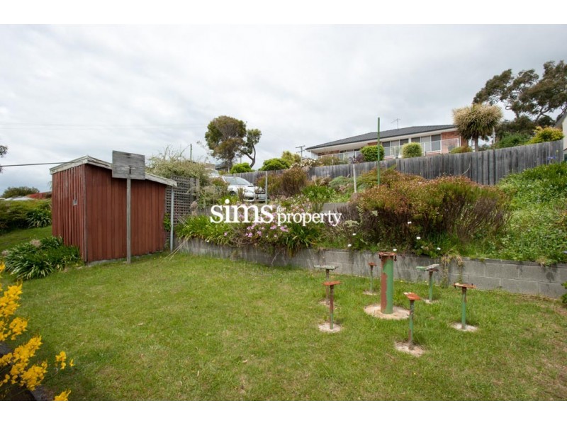 30 Beach Crescent, Greens Beach TAS 7270