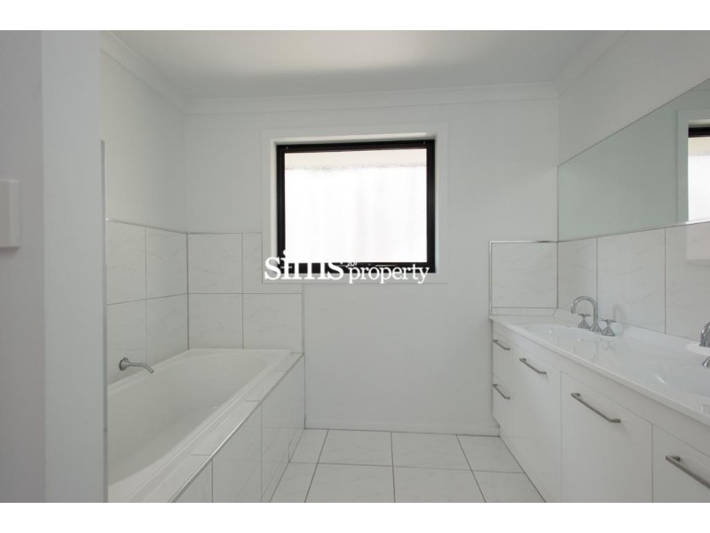 1/5 Chevron Place, Riverside TAS 7250