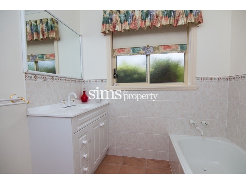 82 Mount Leslie Road, Prospect Vale TAS 7250