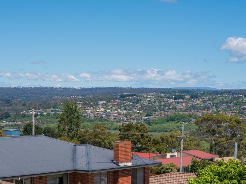 26 Cromwell Street, Ravenswood TAS 7250