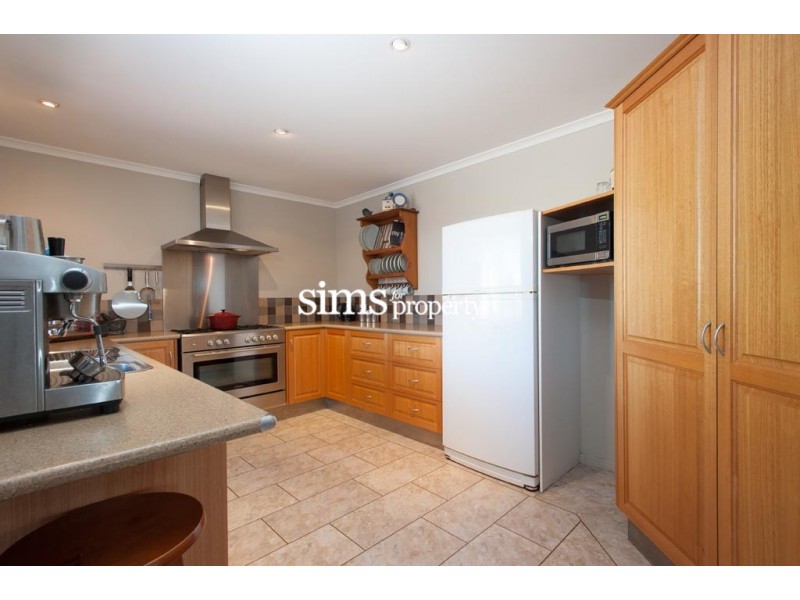 4 Peacock Place, Legana TAS 7277