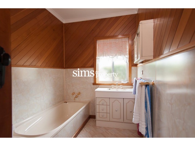 24 Punchbowl Road, Punchbowl TAS 7249