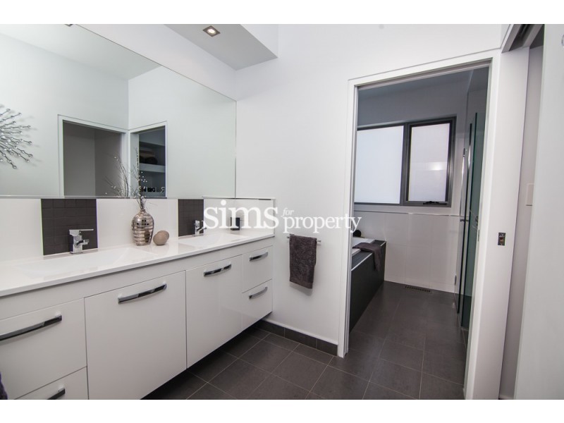 10 Lomond View Drive, Prospect Vale TAS 7250