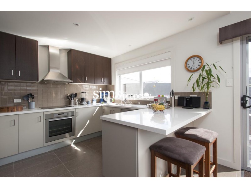 1/7 St James Close, Newstead TAS 7250
