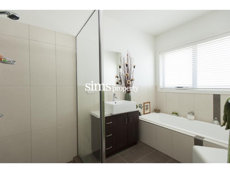 1/7 St James Close, Newstead TAS 7250