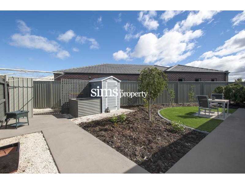 1/7 St James Close, Newstead TAS 7250