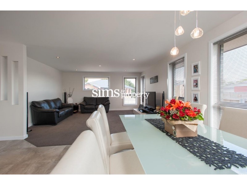 2/17 Tender Way, St Leonards TAS 7250