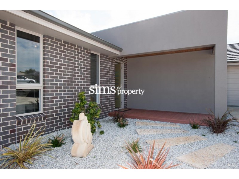 2/17 Tender Way, St Leonards TAS 7250