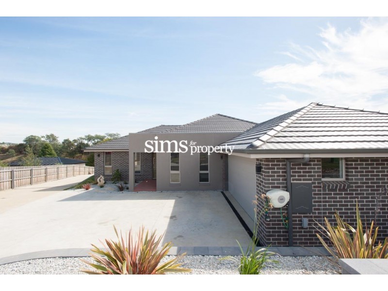 2/17 Tender Way, St Leonards TAS 7250