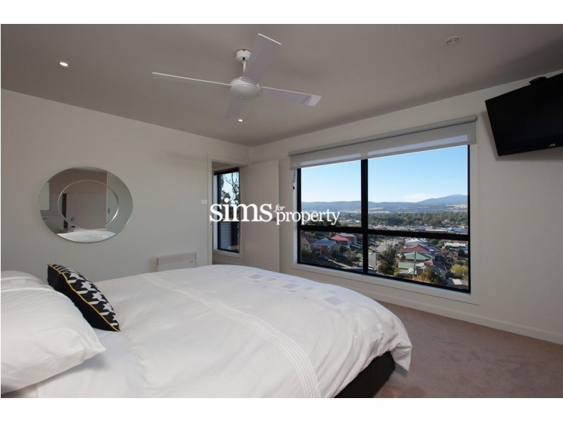 21 Jillian Street, Kings Meadows TAS 7249