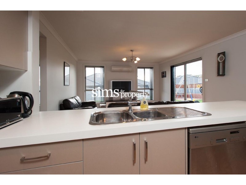 28 Comice Place, Newnham TAS 7248
