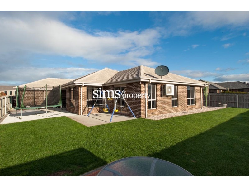 28 Comice Place, Newnham TAS 7248