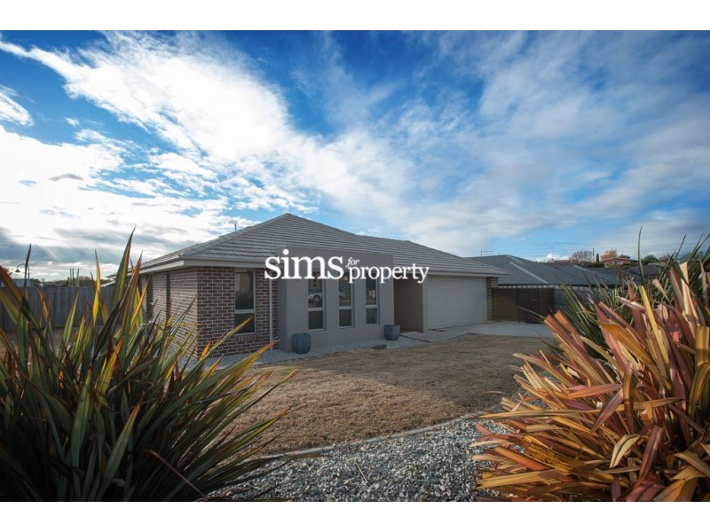 28 Comice Place, Newnham TAS 7248