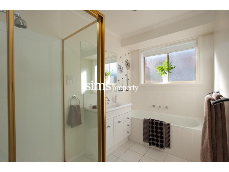 1 Wongarra Avenue, Legana TAS 7277