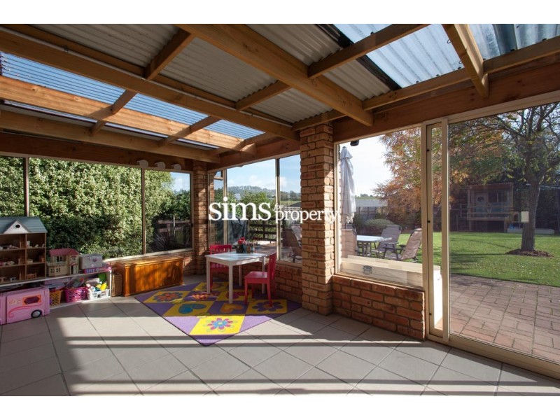 1 Wongarra Avenue, Legana TAS 7277