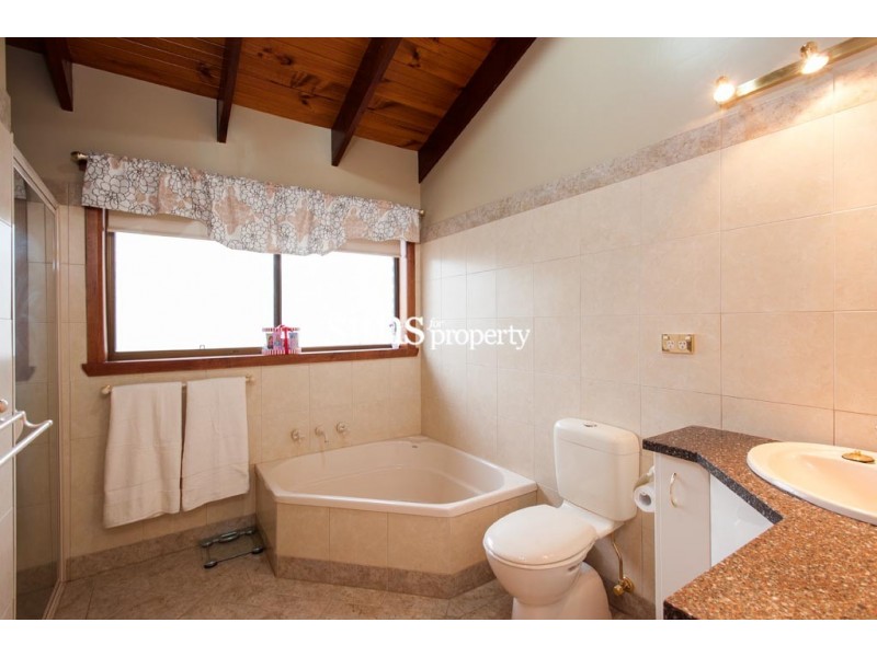 285a Penquite Road, Norwood TAS 7250