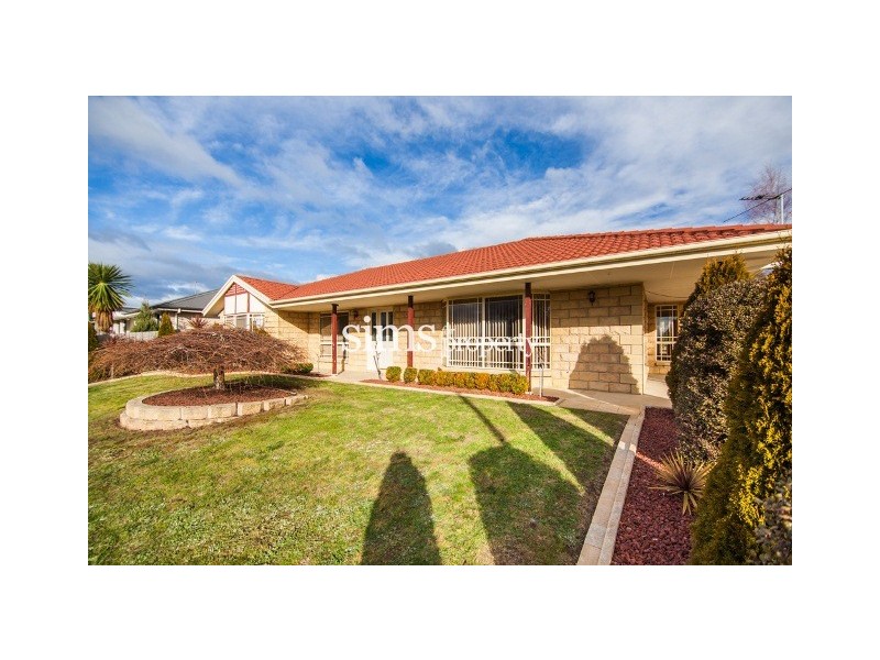 77 Harley Parade, Prospect Vale TAS 7250