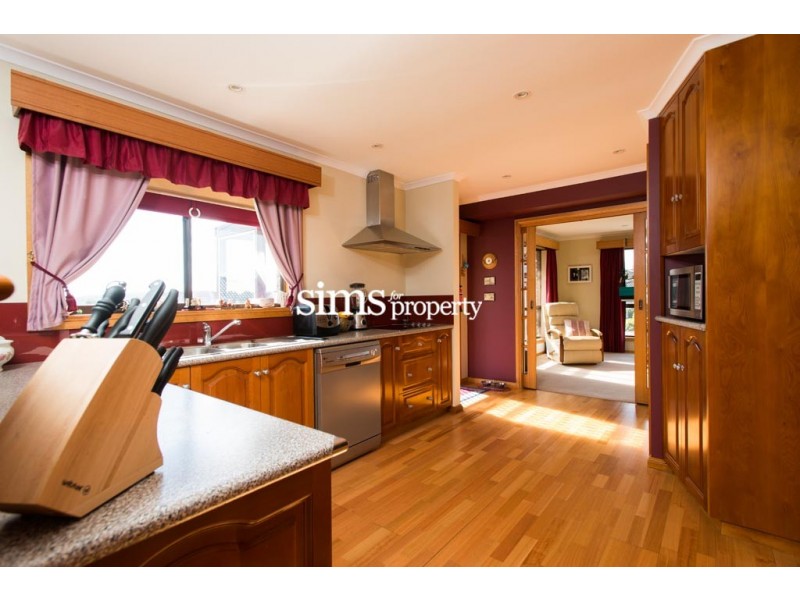 16 Casino Rise, Prospect Vale TAS 7250