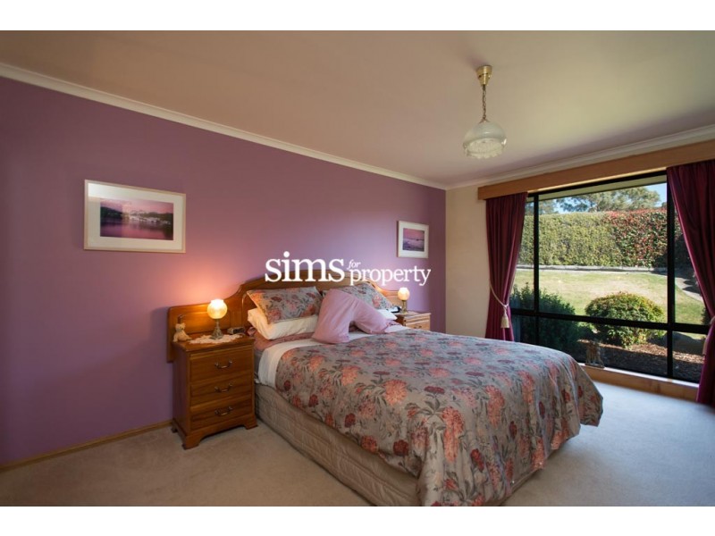 16 Casino Rise, Prospect Vale TAS 7250
